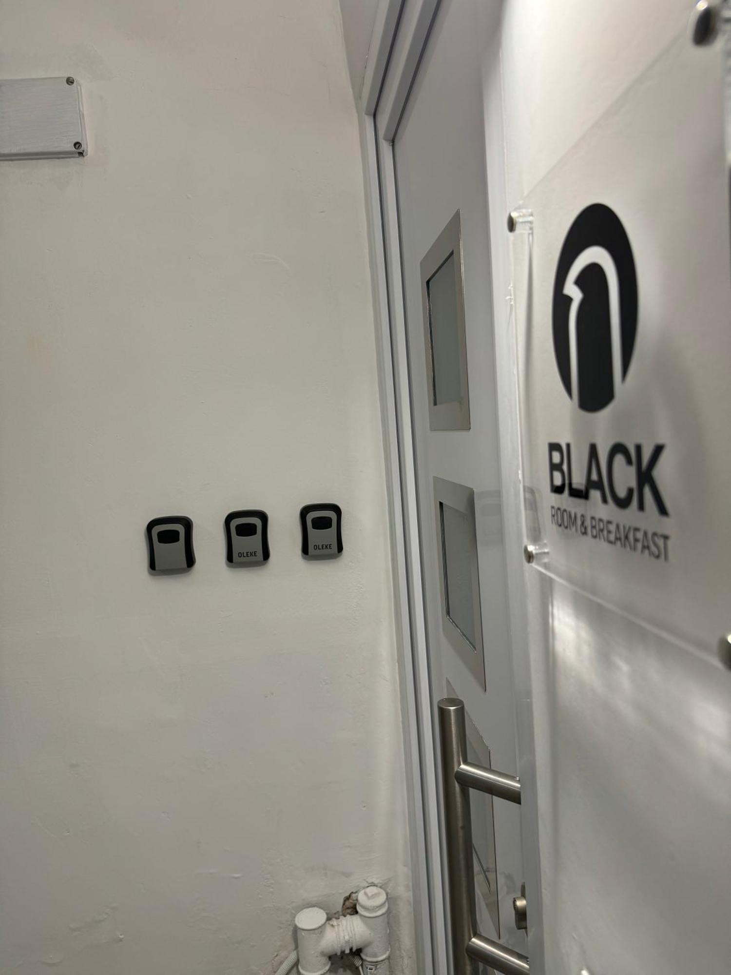 Black Room & Breakfast Bari Exterior photo